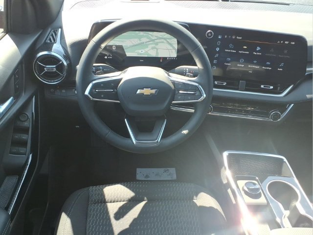 New 2027 Radiant Red Tintcoat Chevrolet LT image 4