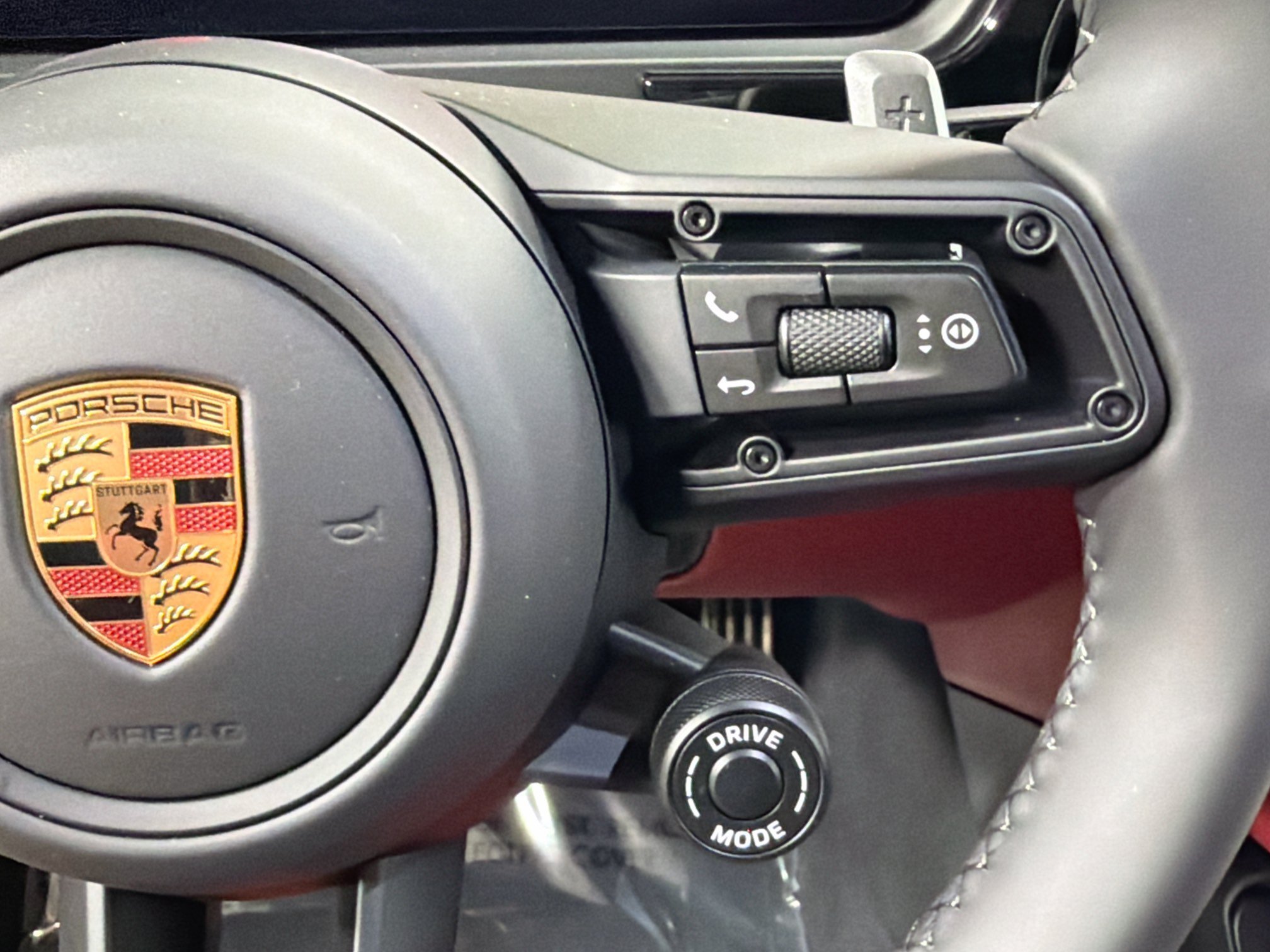 New 2026 Carrara White Metallic Porsche GTS image 38