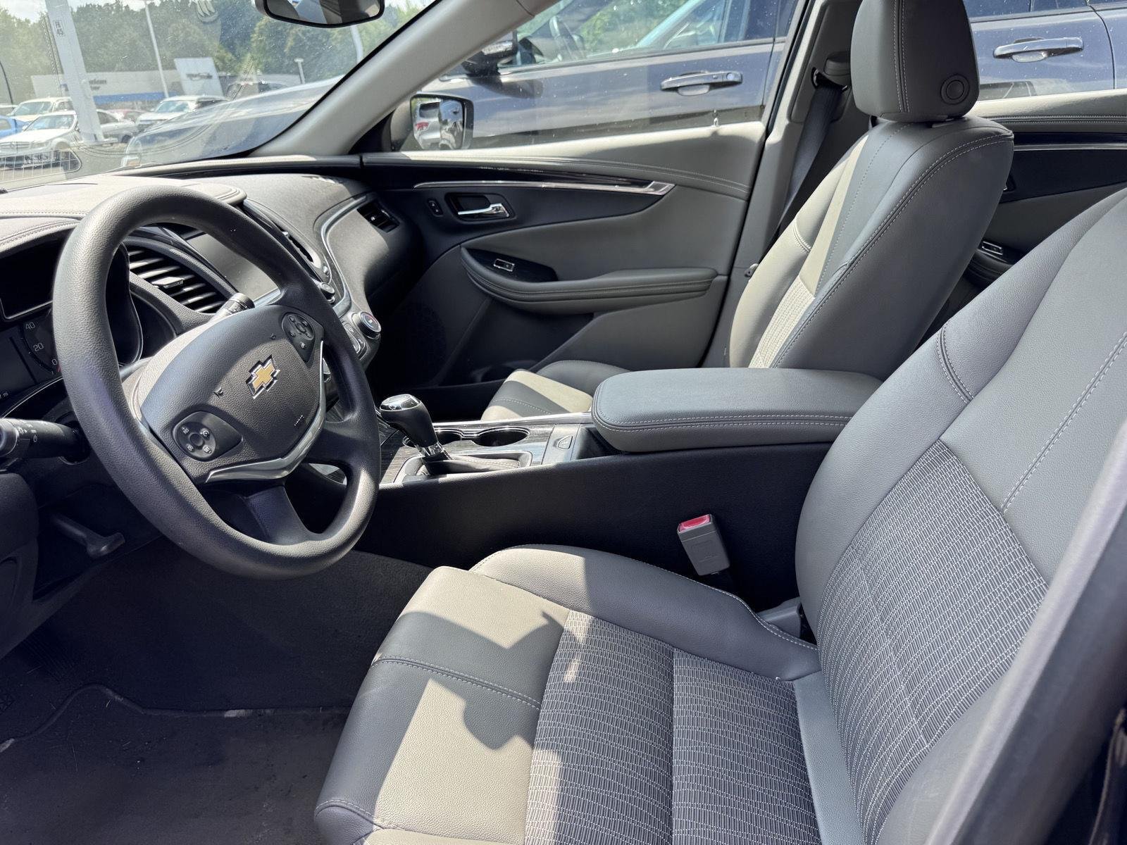 Used 2019 Black Chevrolet LS image 9