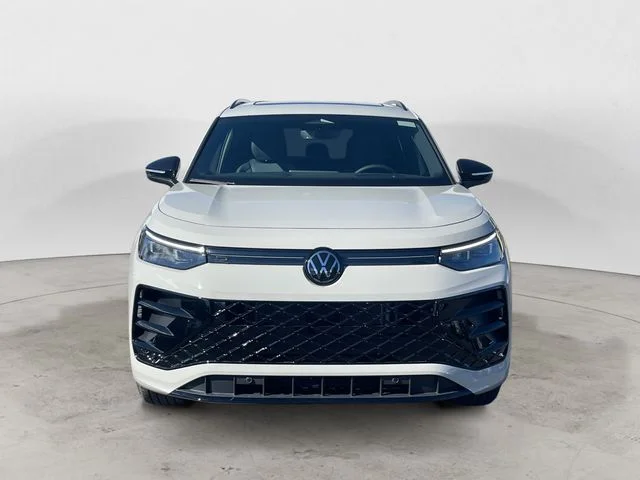 New 2026 Beige Volkswagen 2.0T SE R-Line Black image 8