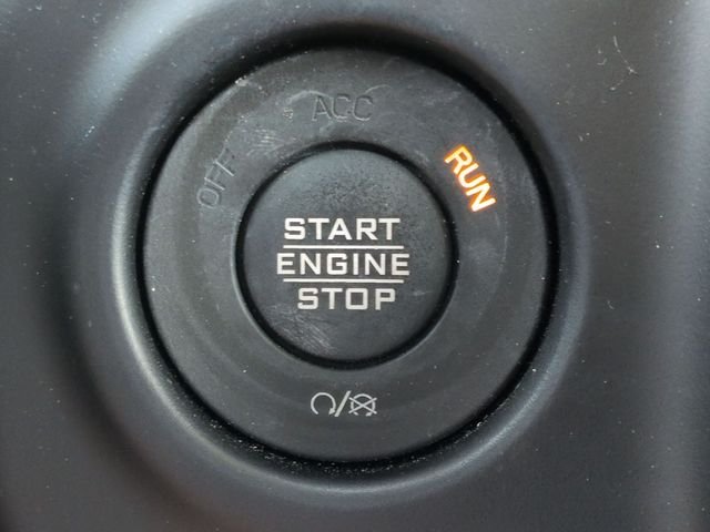 Used 2023 Black Jeep Sport S image 29