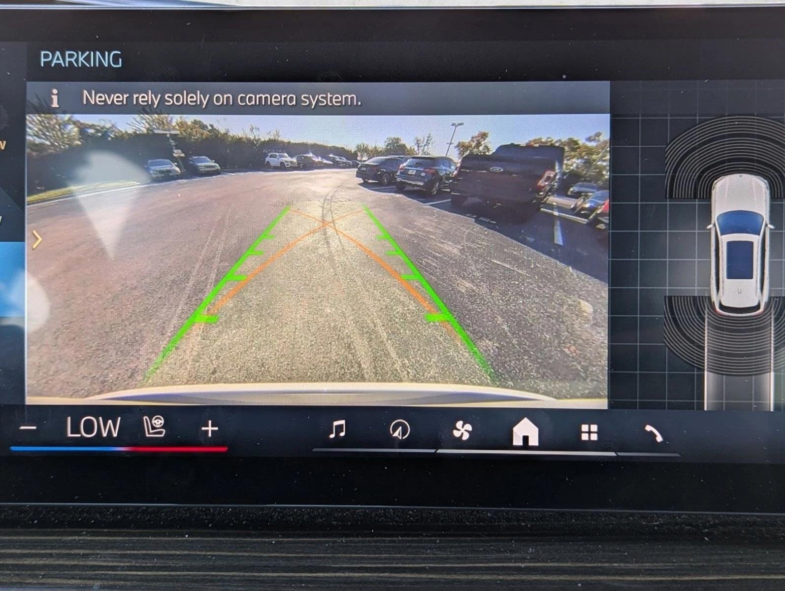 2025 BMW X5 50e - Photo 13