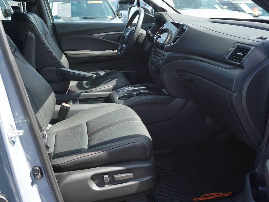 Used 2023 Gray Honda TrailSport image 12