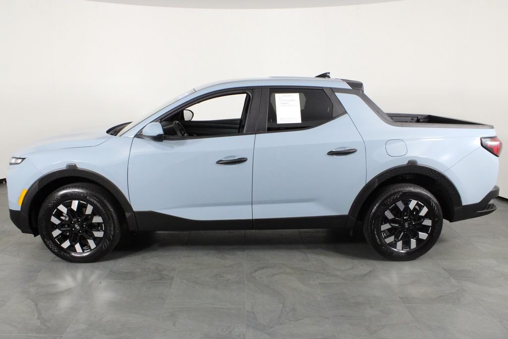 Certified Used 2025 Blue Hyundai SE image 14