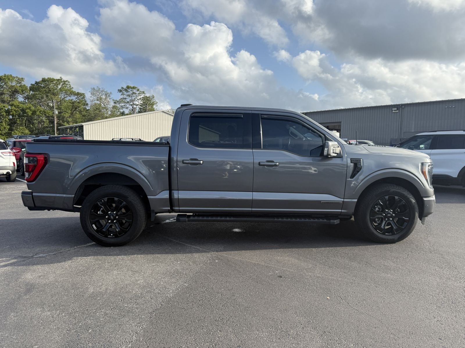 Used 2023 Gray Metallic Ford Lariat image 3