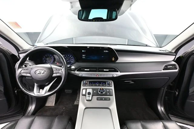 Used 2021 Black Hyundai SEL image 30