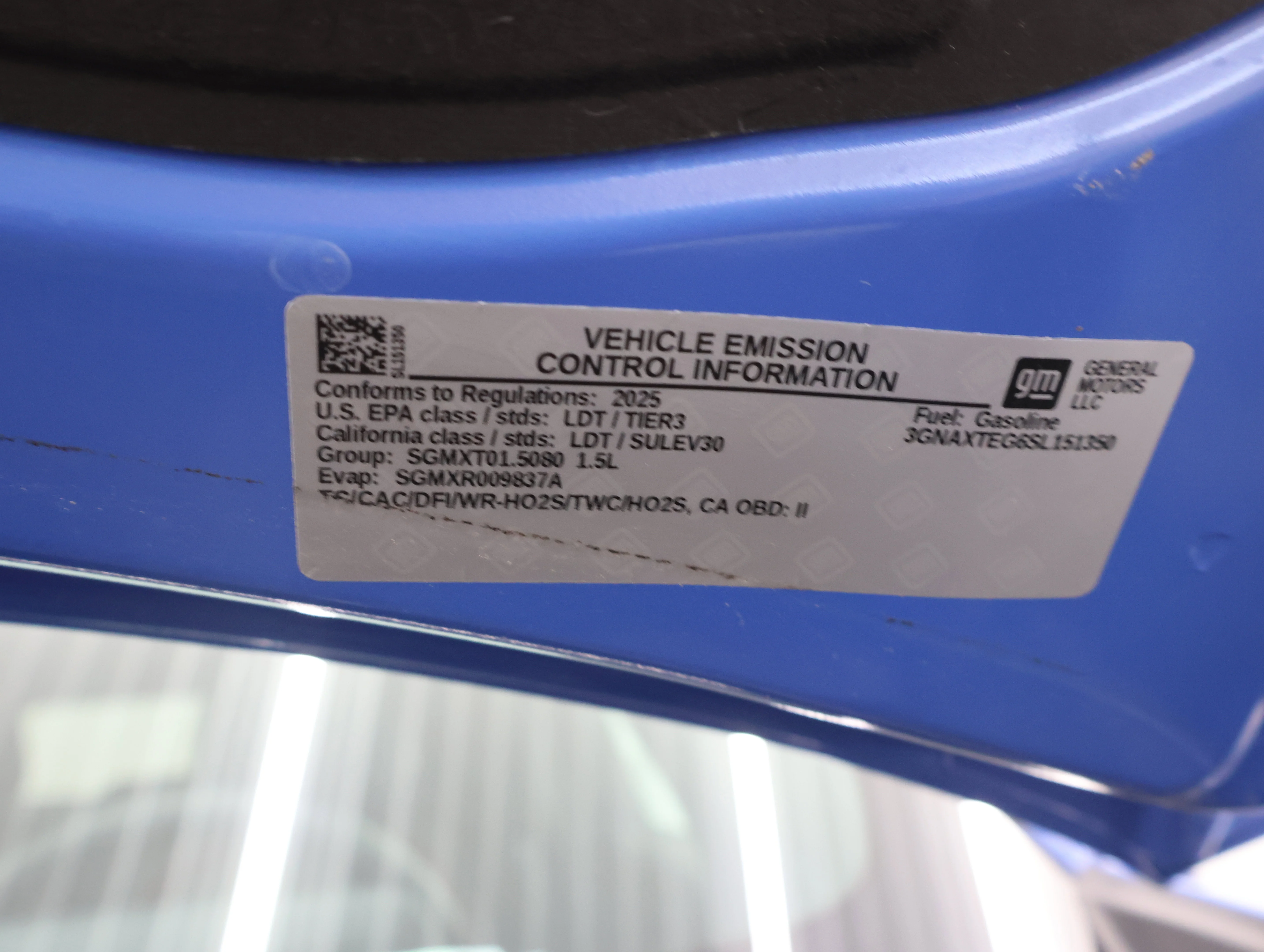 Used 2025 Reef Blue Metallic Chevrolet RS image 26