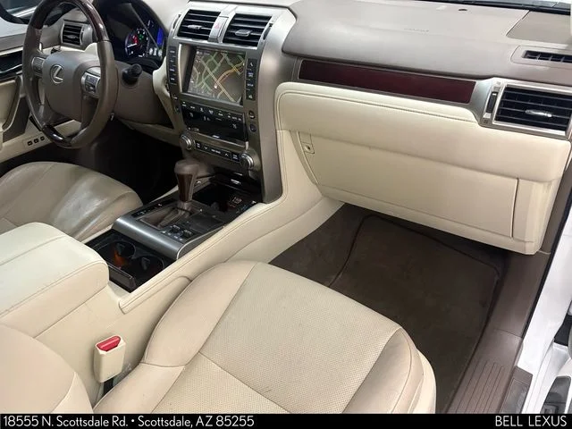 Used 2019  Lexus 460 image 13