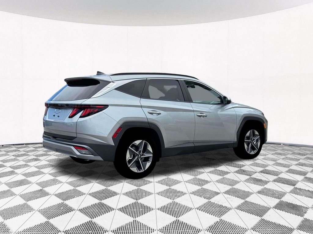 New 2026 Silver Hyundai SEL image 12