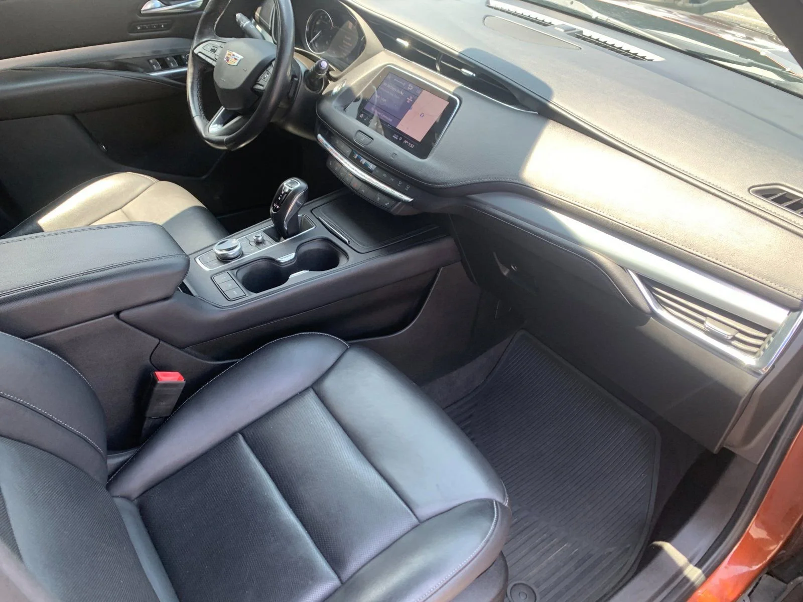 Used 2019 AUTUMN METALLIC Cadillac AWD Premium Luxury image 17