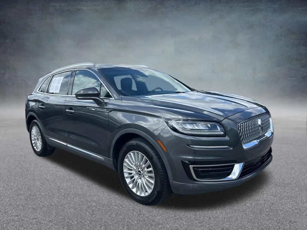 Used 2020 Gray Lincoln Standard image 2