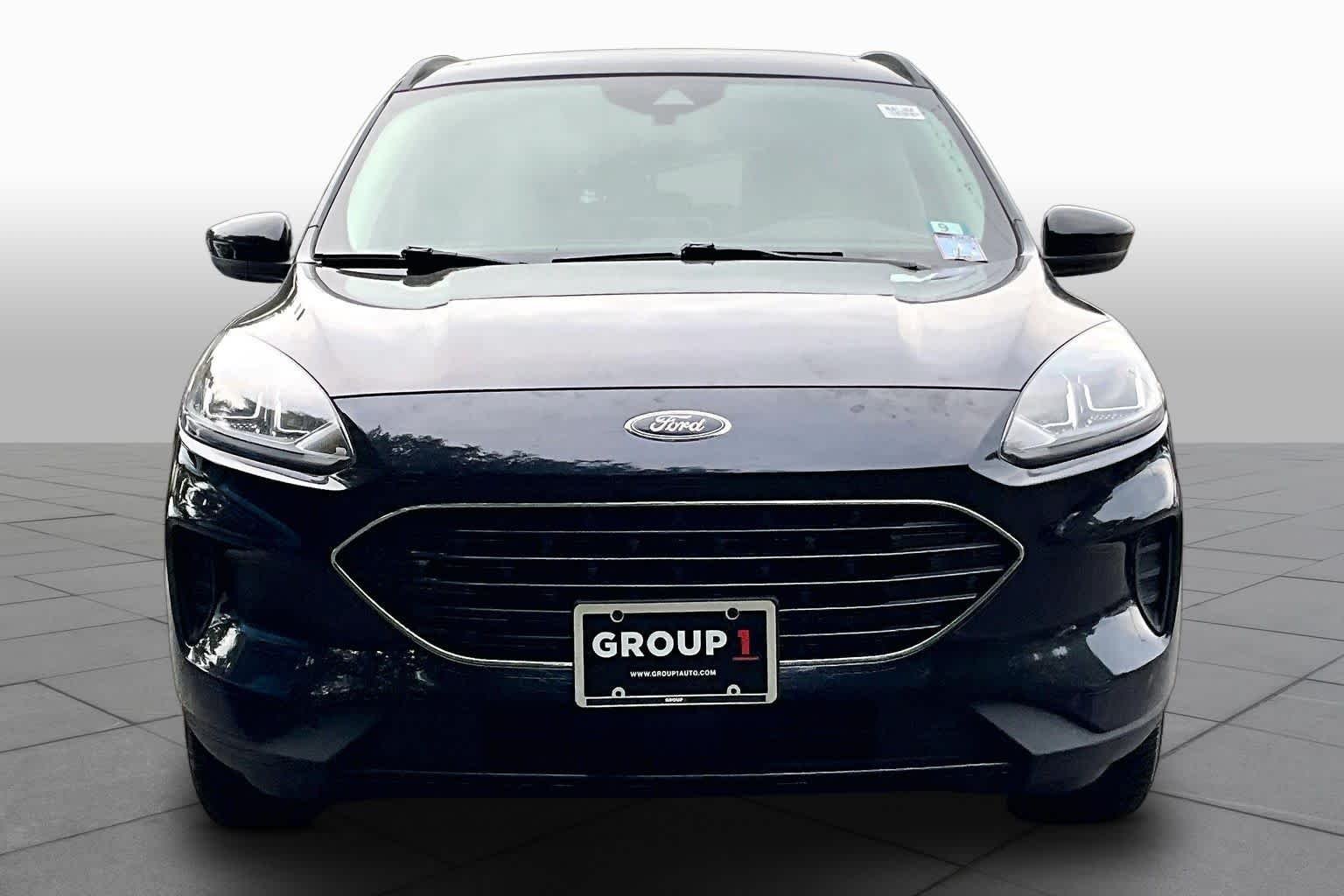 Used 2021 Antimatter Blue Ford SE Hybrid image 4