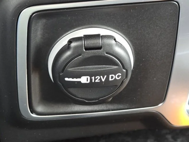 New 2026 Hydro Blue Pearl Coat Jeep Sport S image 13