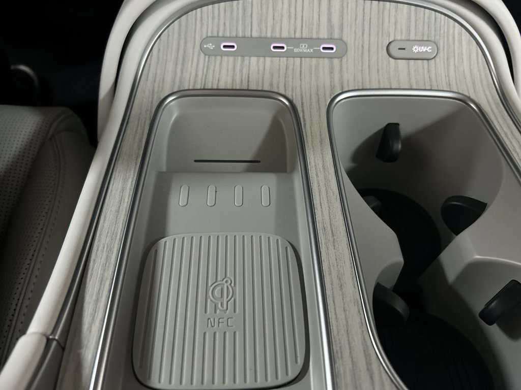 New 2026 Abyss Black Hyundai Calligraphy AWD image 34