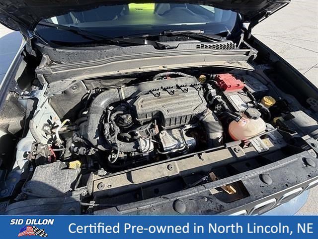 Certified Used 2023 Slate Blue Pearlcoat Jeep Latitude image 10