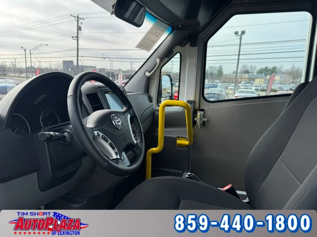 Used 2022  Workhorse  image 17