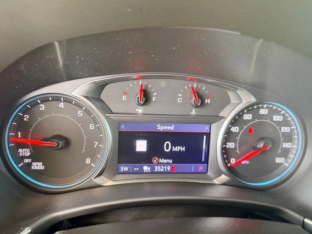 Used 2019 Silver Chevrolet Premier image 41