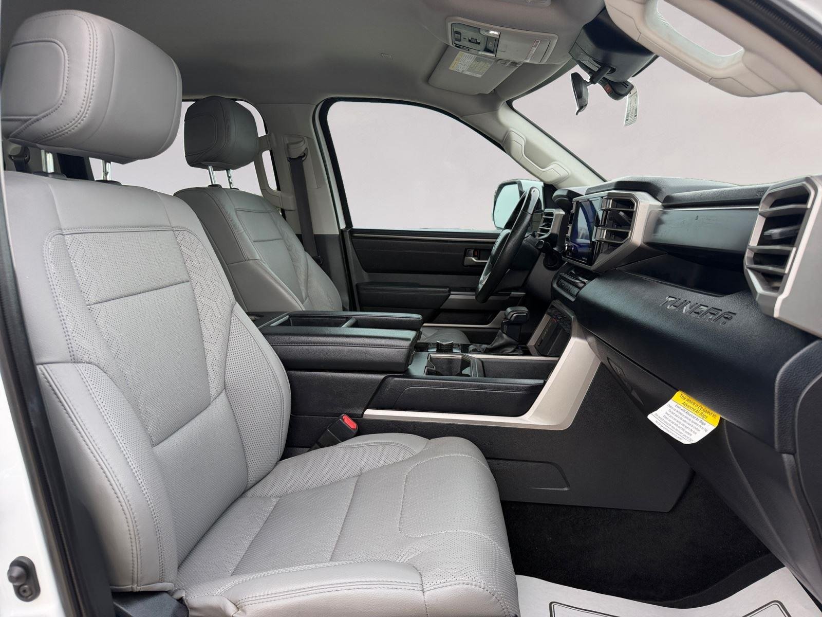 2024 Toyota Tundra SR5 - Photo 15
