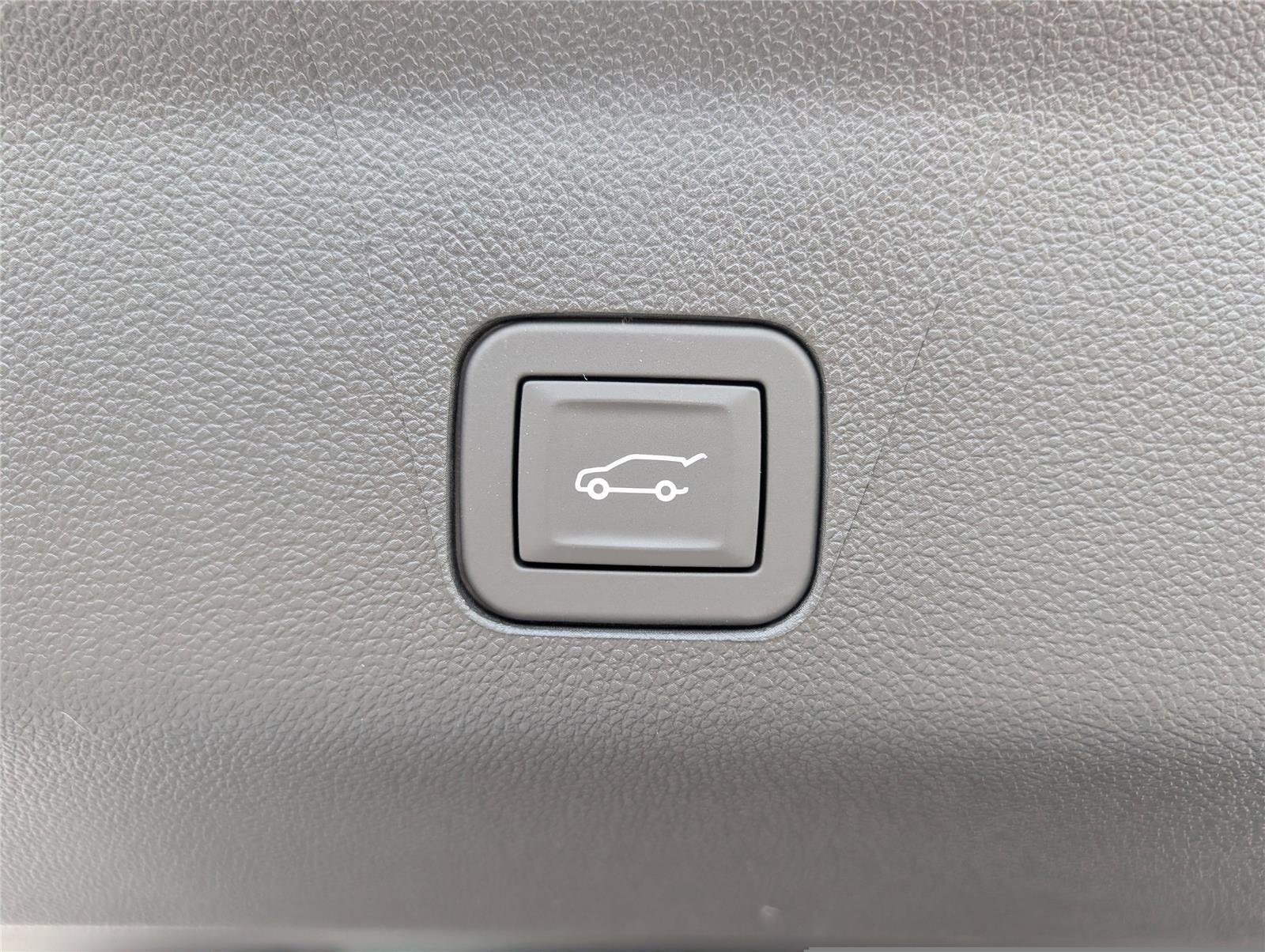 New 2026 Sterling Gray Metallic Chevrolet RST image 21