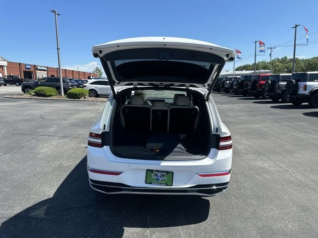 Used 2025 Uyuni White Genesis 3.5T Prestige image 23