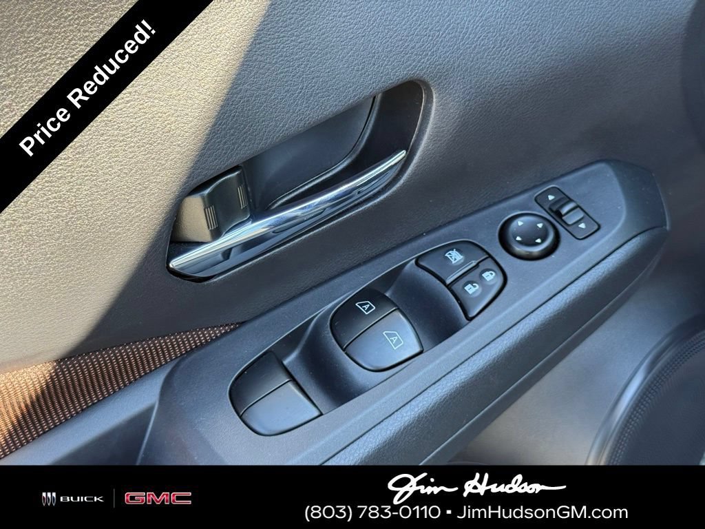 Used 2024 Gray Nissan SR Xtronic CVT image 20