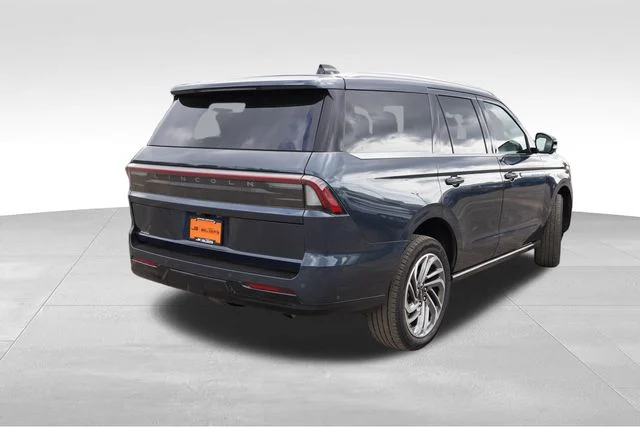 Used 2025 Blue Lincoln Reserve image 5