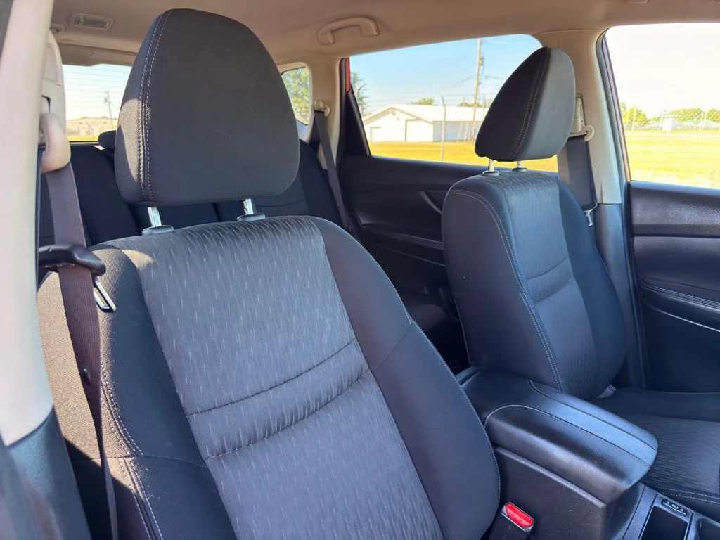 Used 2017 Red Nissan SV image 33