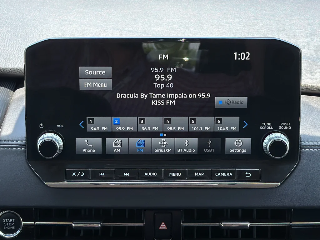 Used 2024 Gray Mitsubishi SE image 21