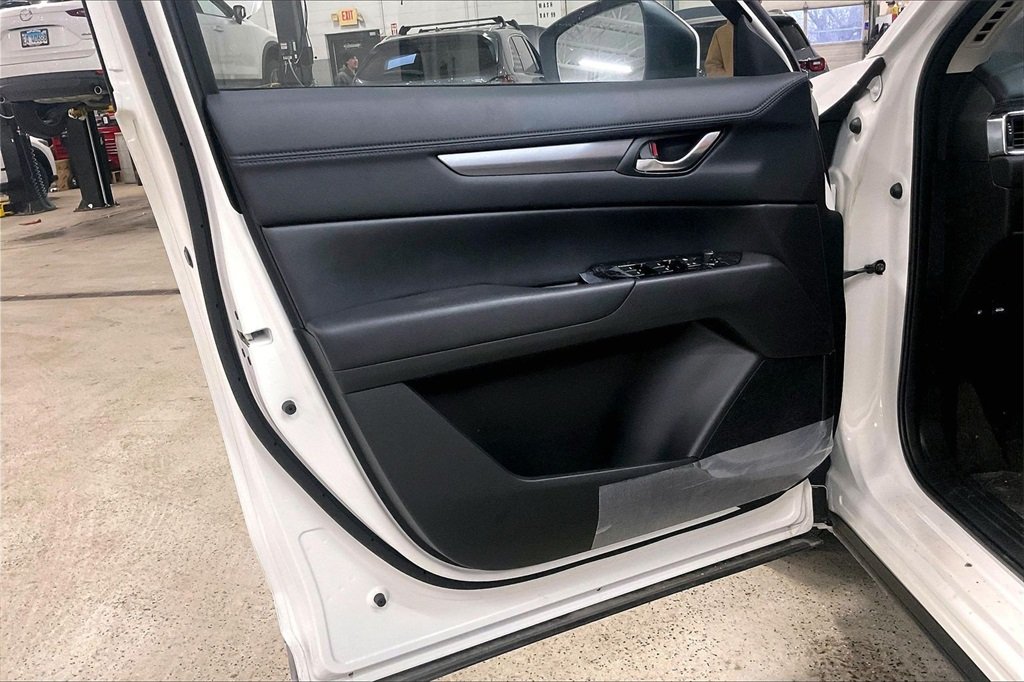 2025 MAZDA CX-5 - Image 21