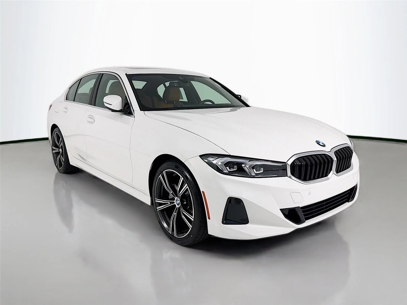 Used 2024 Alpine White BMW 330i image 26