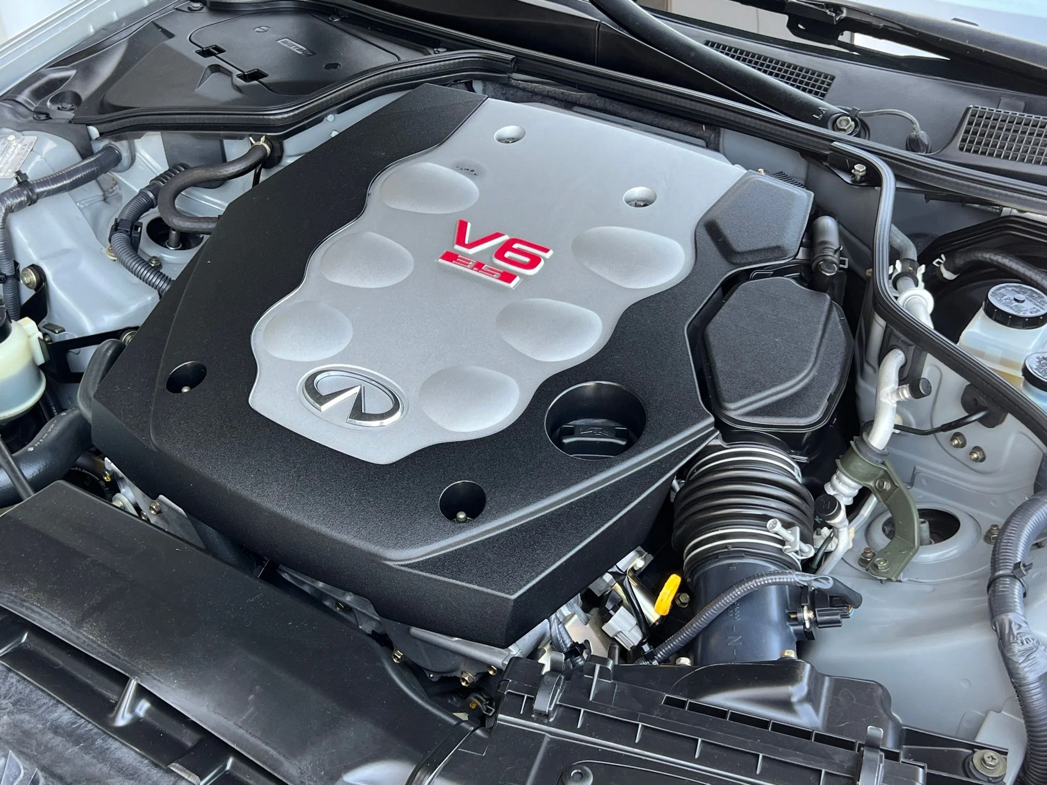 Used 2003  INFINITI Base image 37