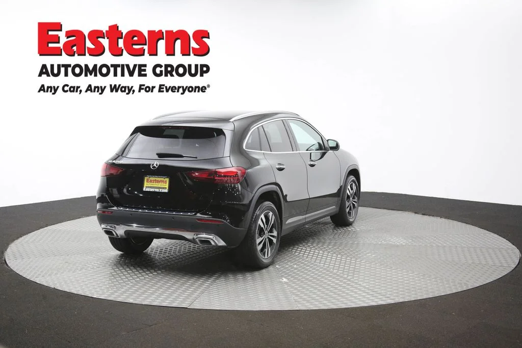 Used 2025 Black Mercedes-Benz GLA 250 image 39