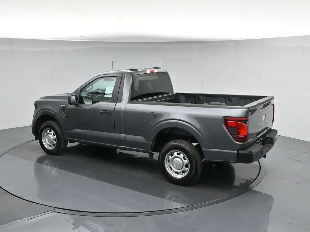 New 2026 Gray Ford XL image 38