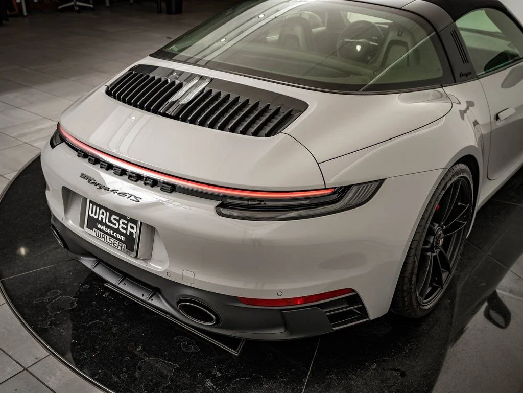 Used 2022 Chalk Porsche Targa 4 GTS image 26