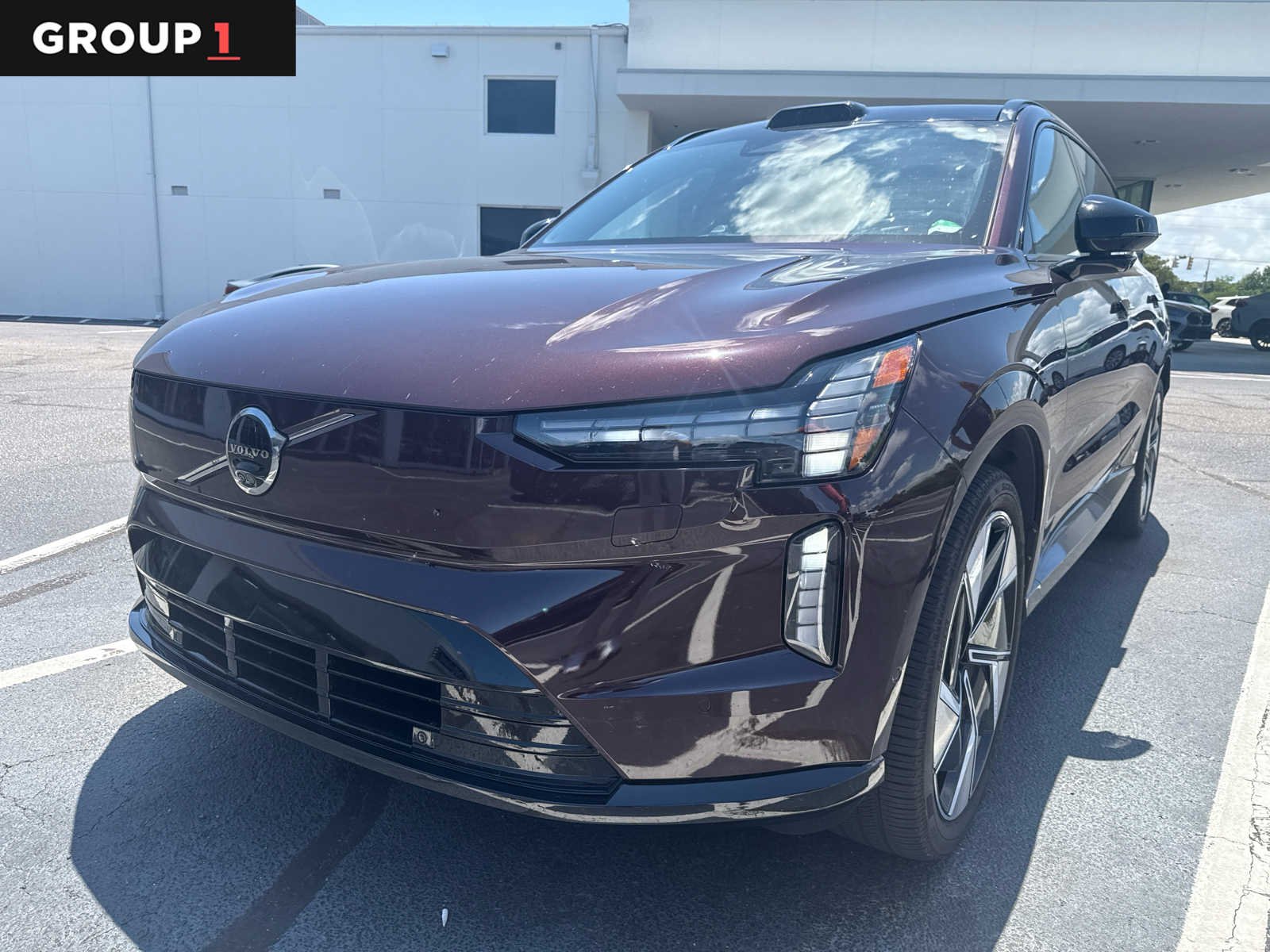 2025 Volvo EX90 Twin Motor Performance Ultra 6-Seater's photo