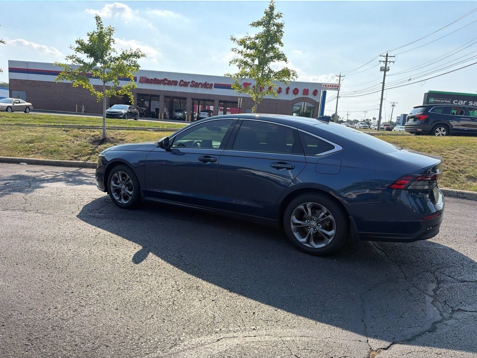 Certified Used 2024 Canyon River Blue Metallic Honda EX image 14