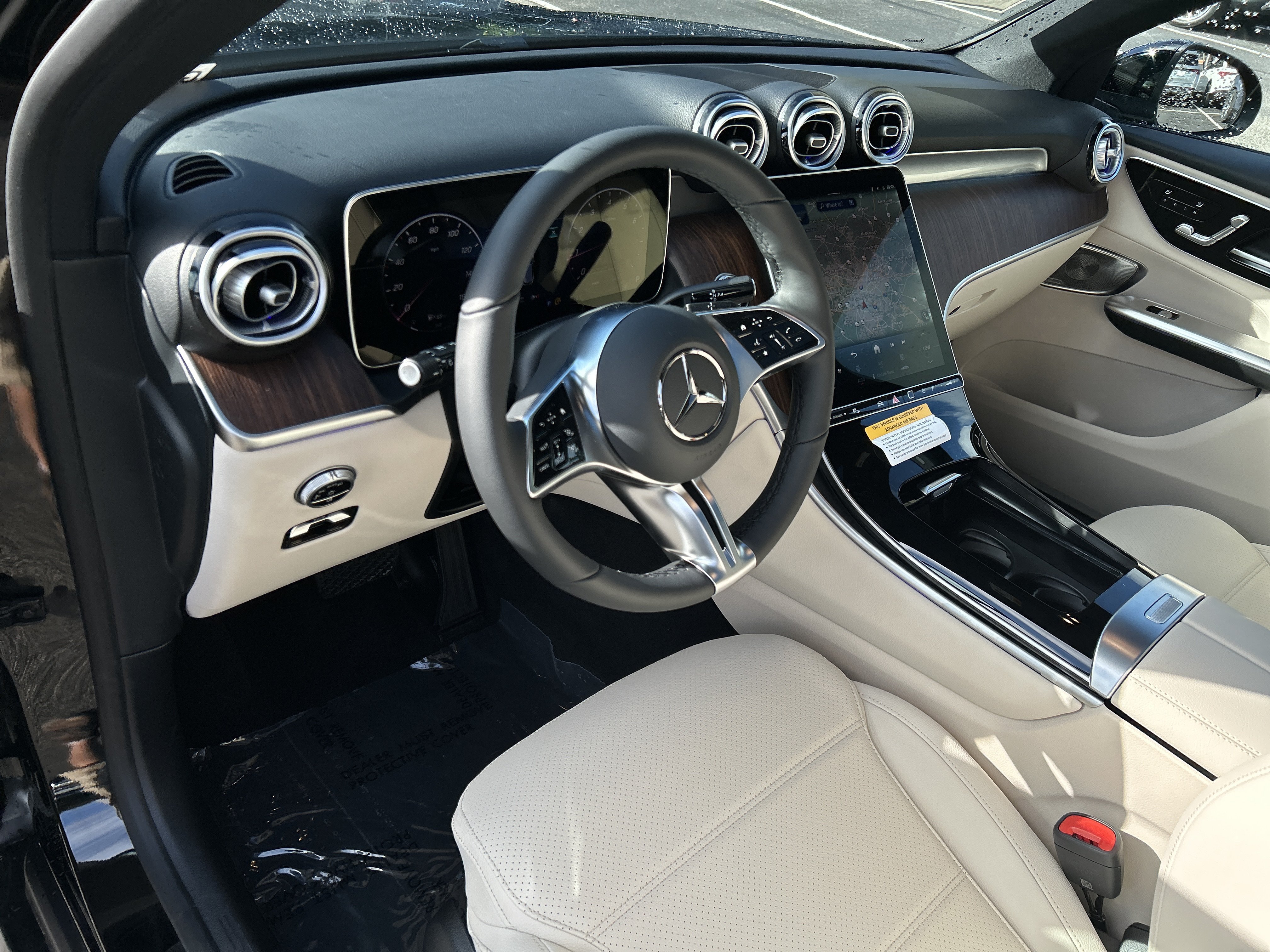 New 2026 Black Mercedes-Benz GLC 300 4MATIC® SUV image 21