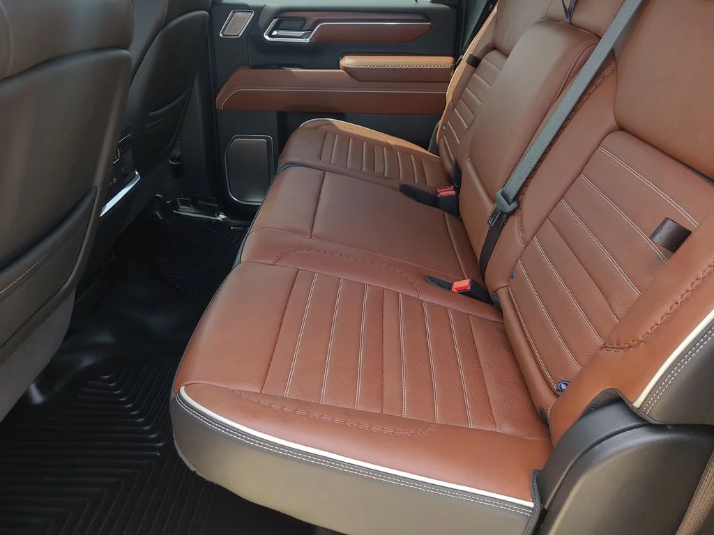 Used 2025 Blue GMC Denali Ultimate image 17