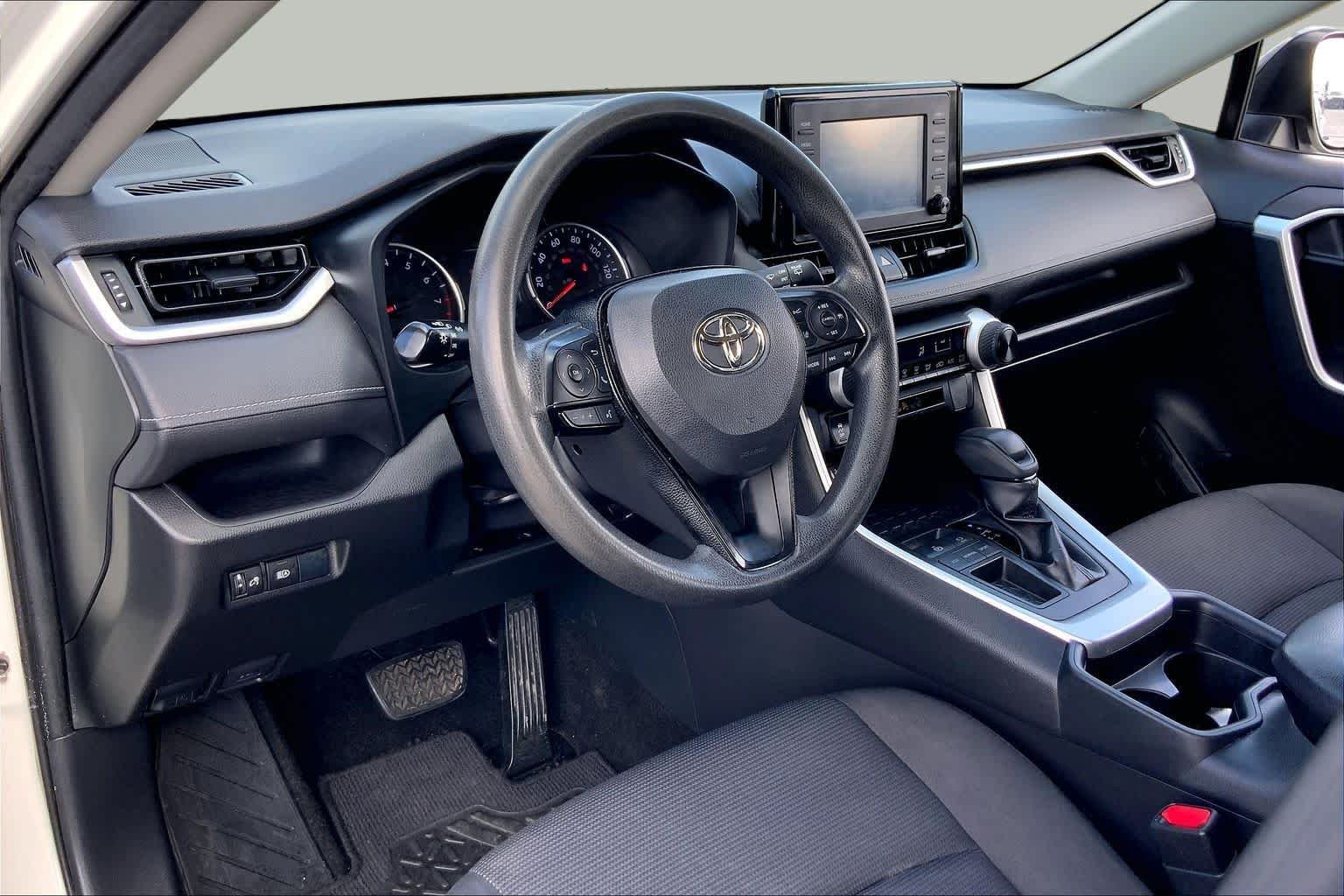 Used 2019 Super White Toyota LE image 17