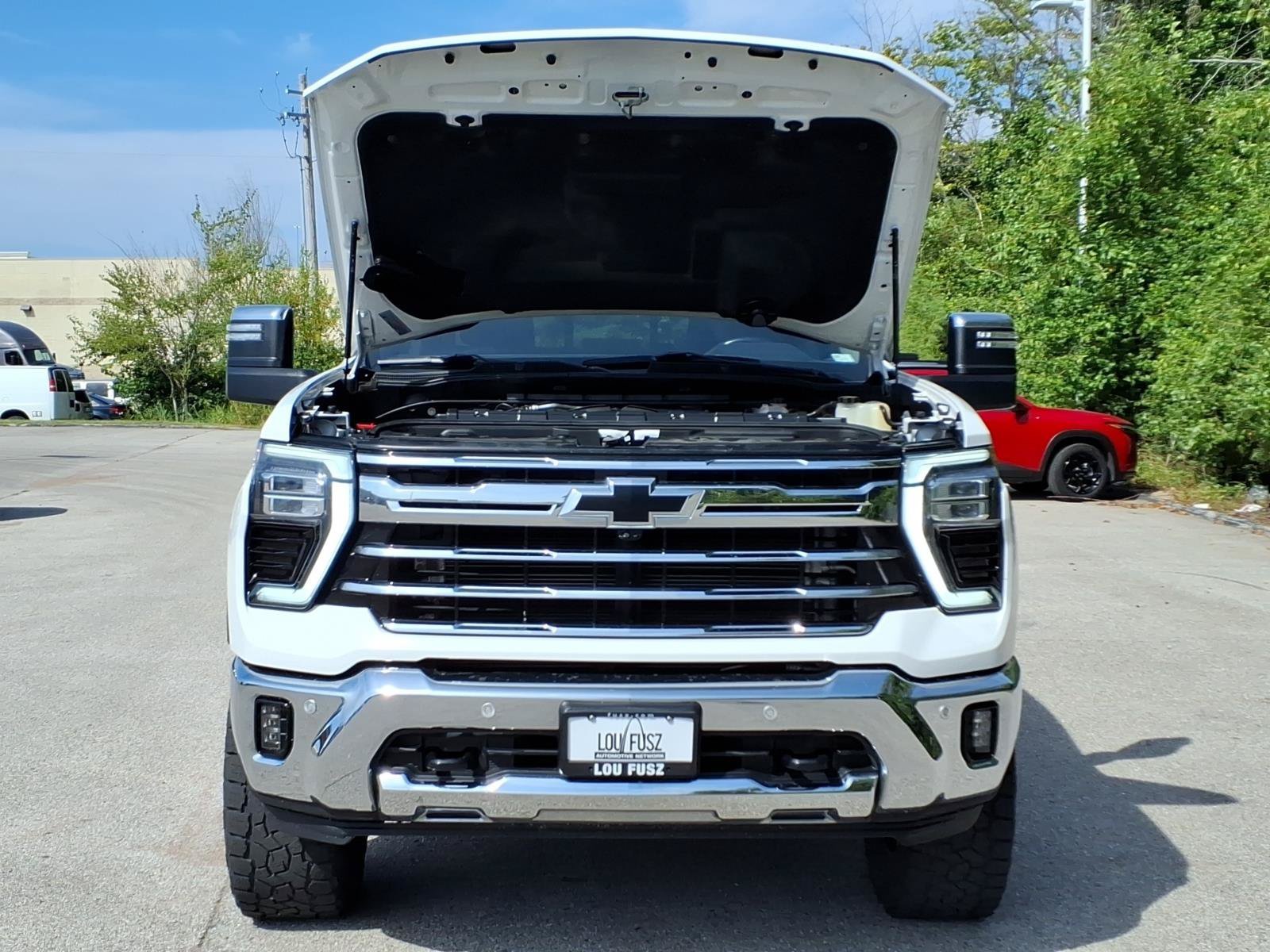 Used 2024 Summit White Chevrolet LTZ image 28