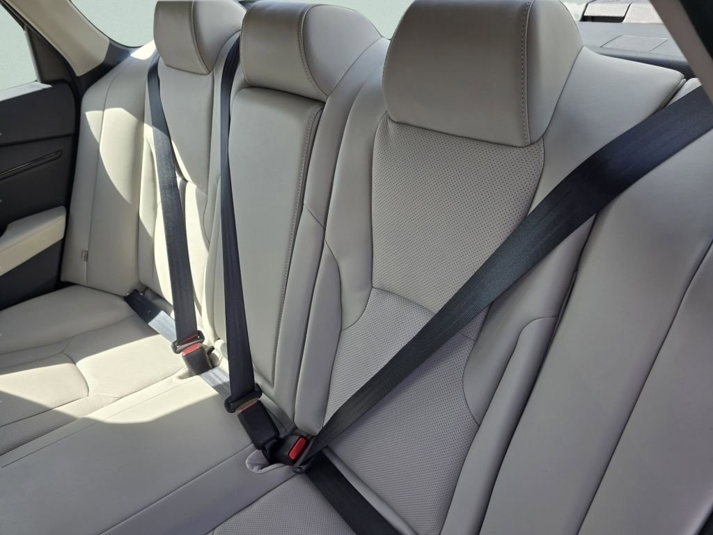 New 2026 Urban Gray Pearl Honda Touring image 31