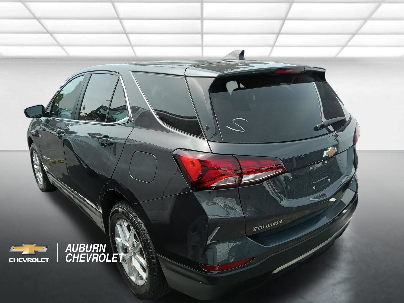 Used 2022 Iron Gray Metallic Chevrolet LT image 3