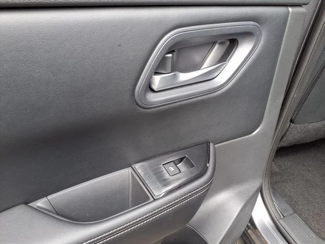 Certified Used 2024 Gray Nissan SV image 18