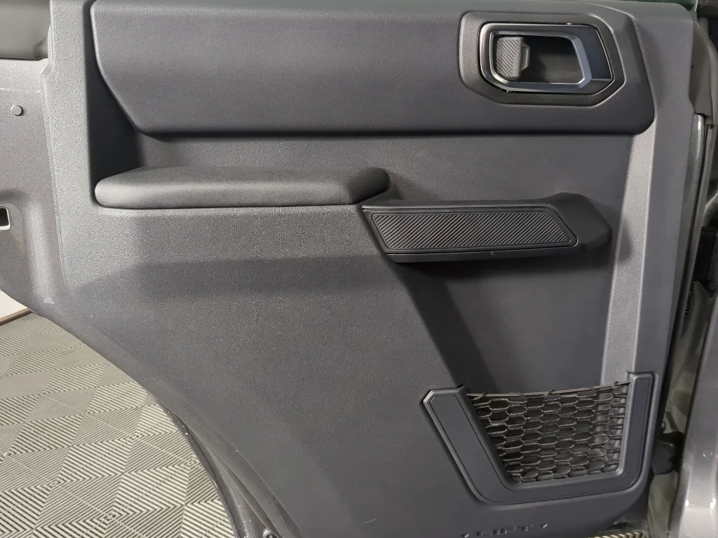 2025 Ford Bronco 4-Door Base - Photo 13