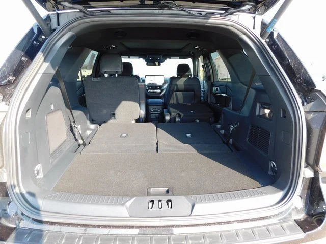 New 2026 Agate Black Metallic Ford ST image 26