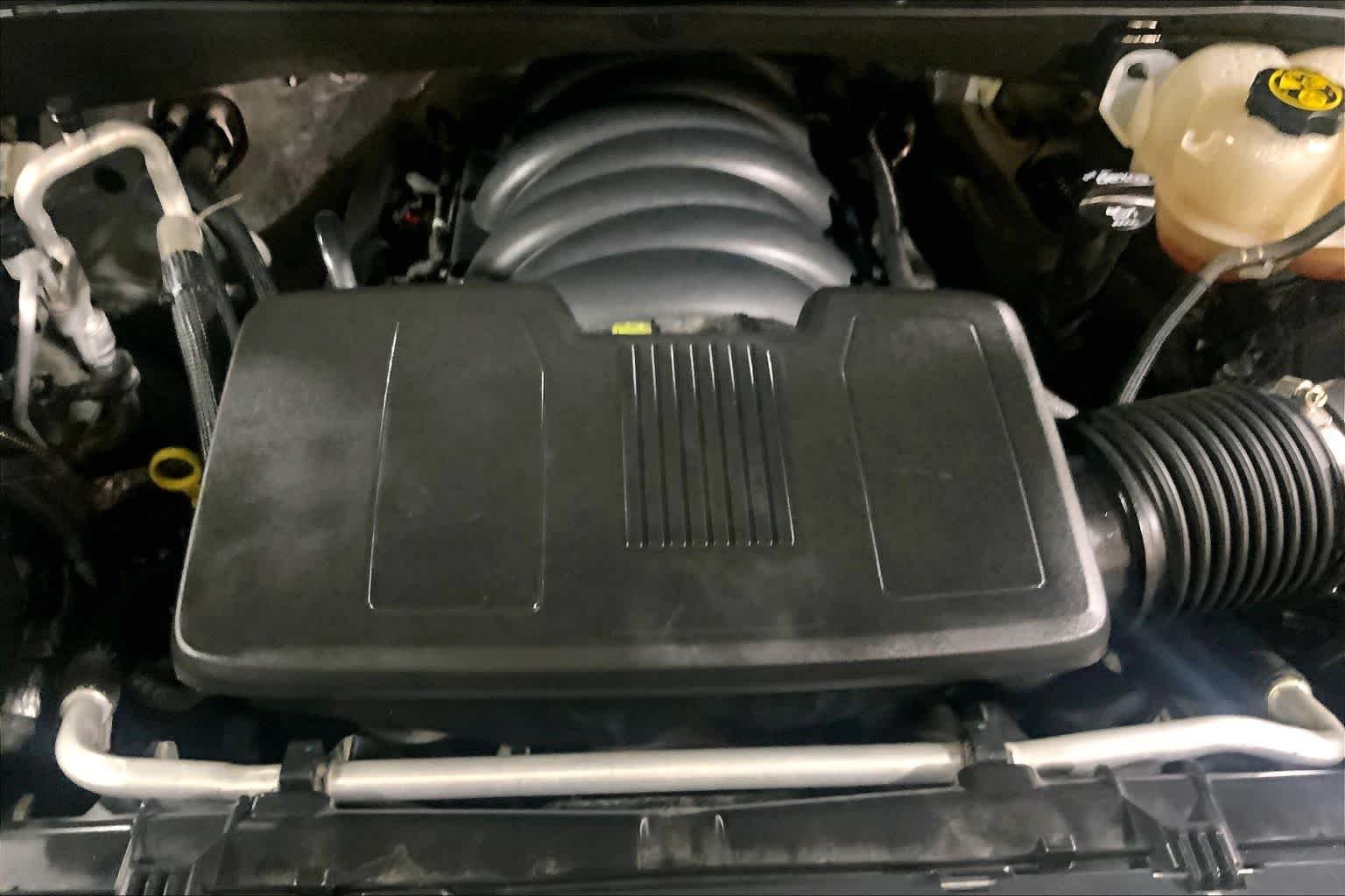 Used 2021 Summit White Chevrolet LTZ image 33
