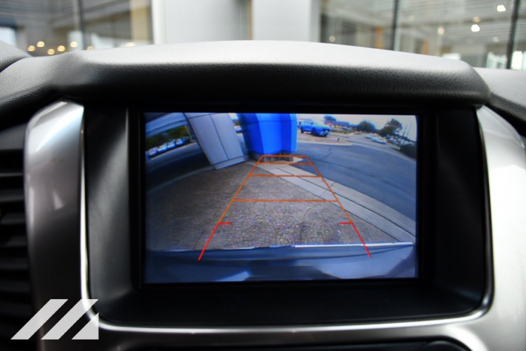 Used 2017 BLACK Chevrolet Premier image 18