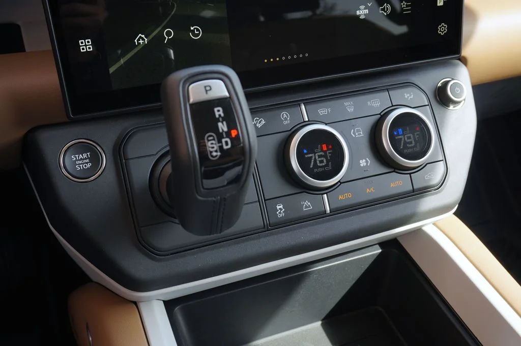 New 2026 Fuji White Land Rover S image 28