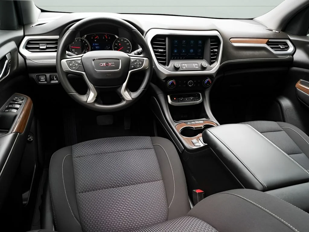 Used 2022 White GMC SLE image 17
