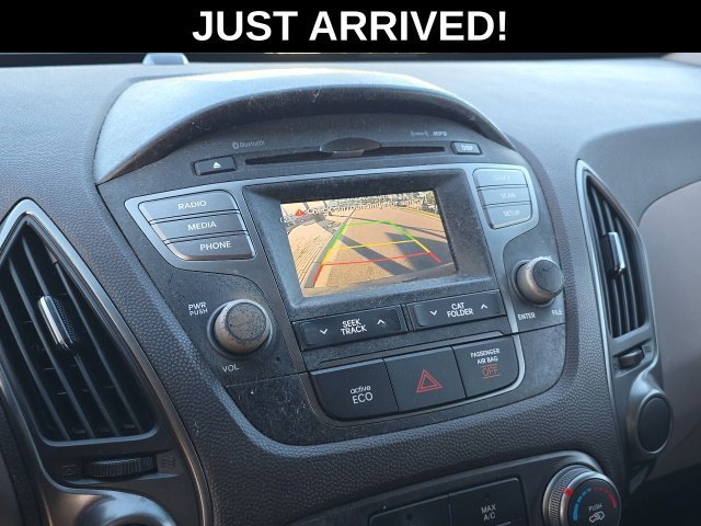 Used 2014 Gray Hyundai SE image 18